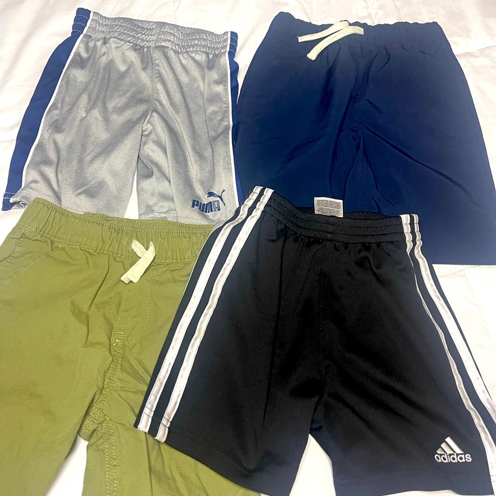 Short niño buen estado